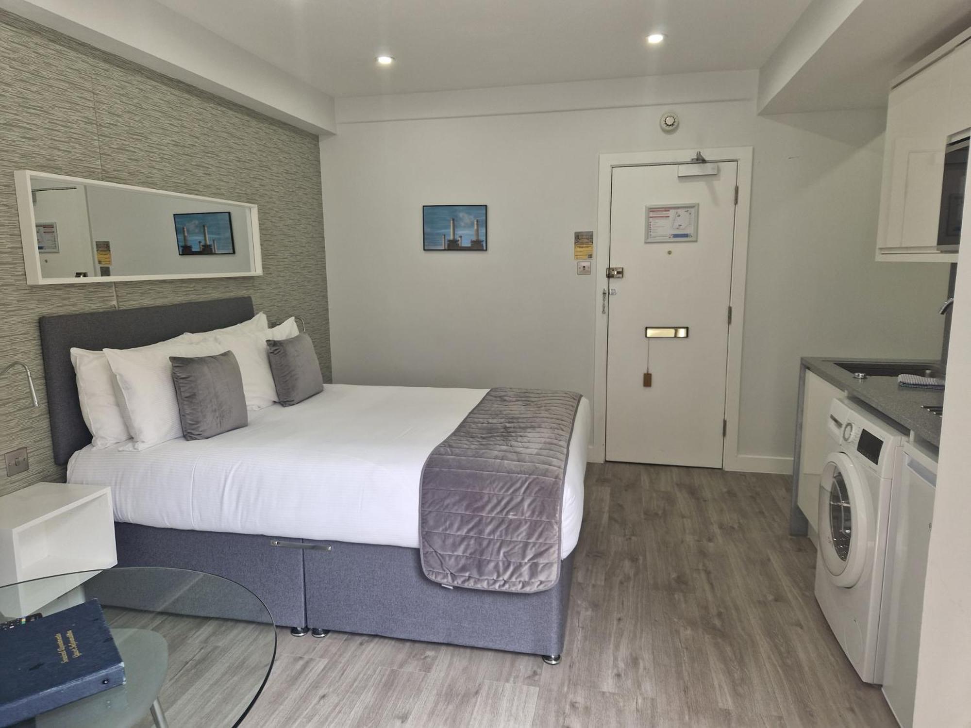 Chelsea Cloisters Serviced Londra